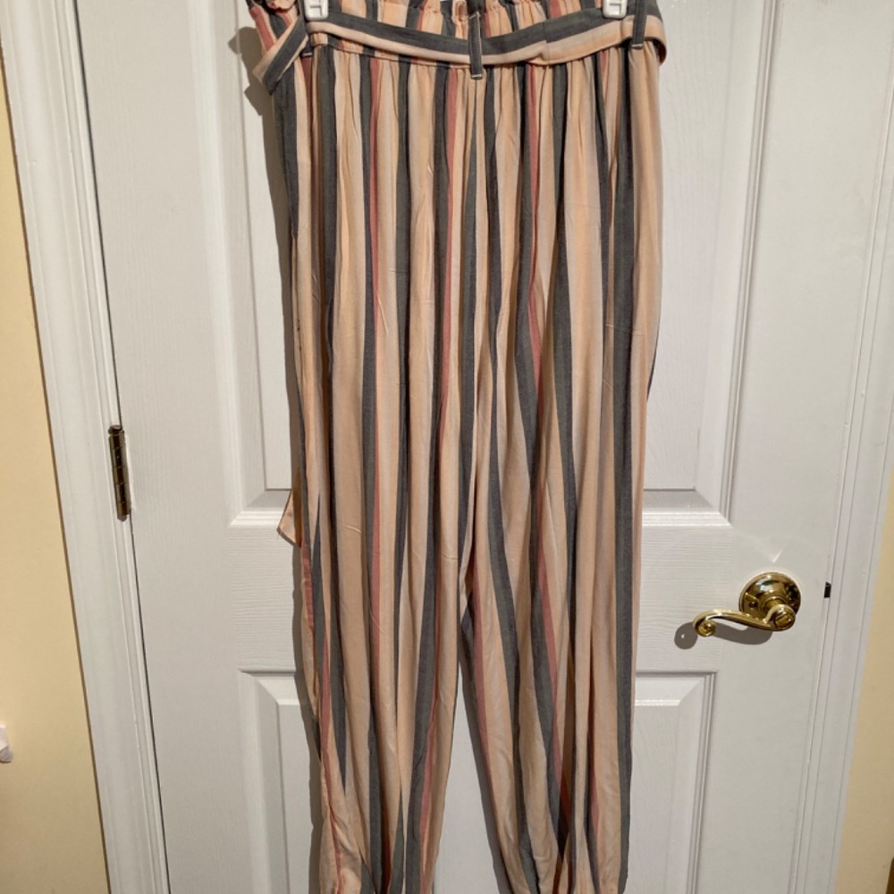 Strip pants
